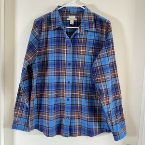 LL Bean Shirt Womens Sz M Regular Green Plaid Flannel Relaxed Fit Button Up